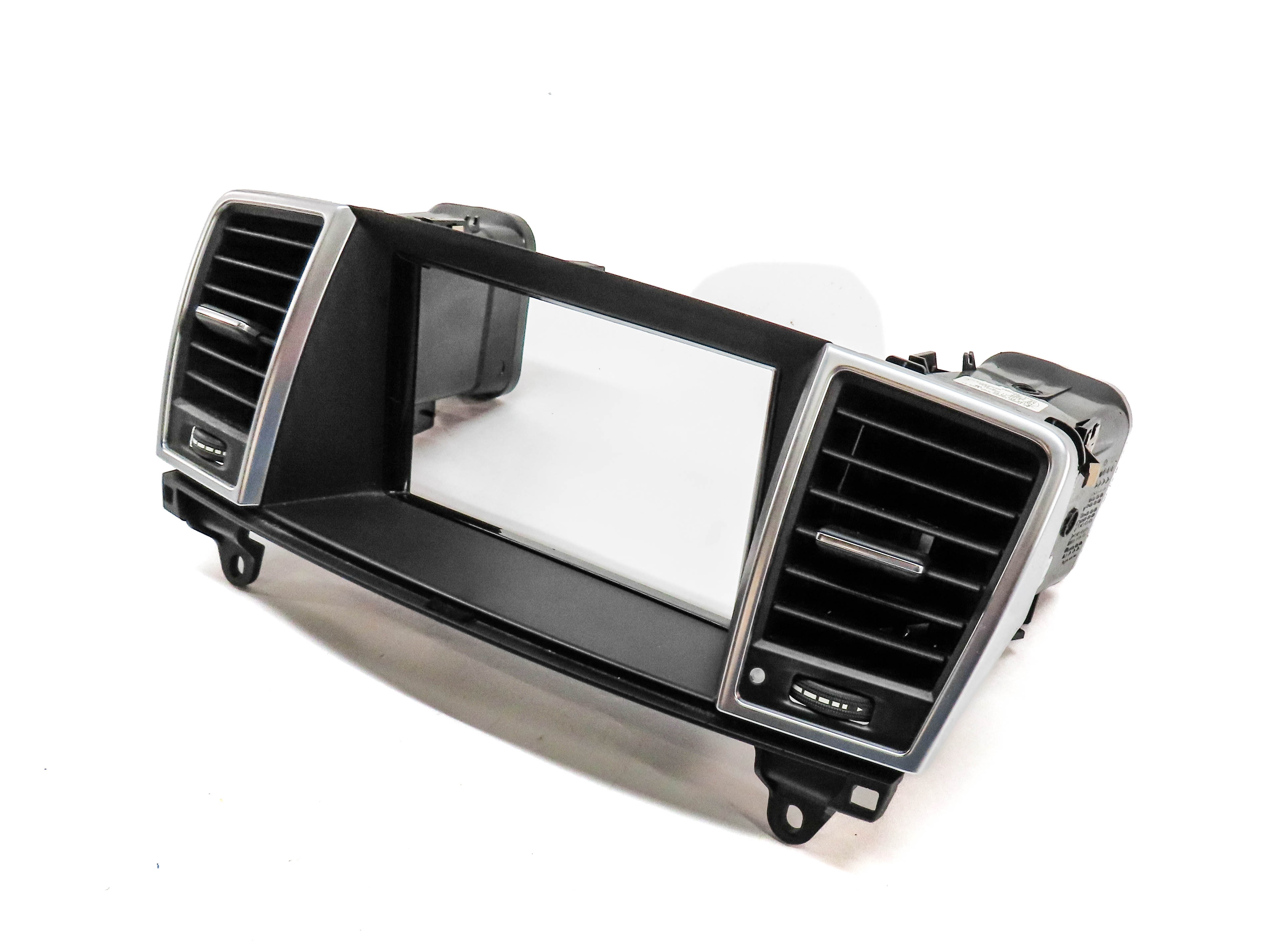 2012 MERCEDES ML350 (W166) FRONT CENTER DASH SCREEN TRIM HEAT AIR AC DUAL VENT — exact item pictured